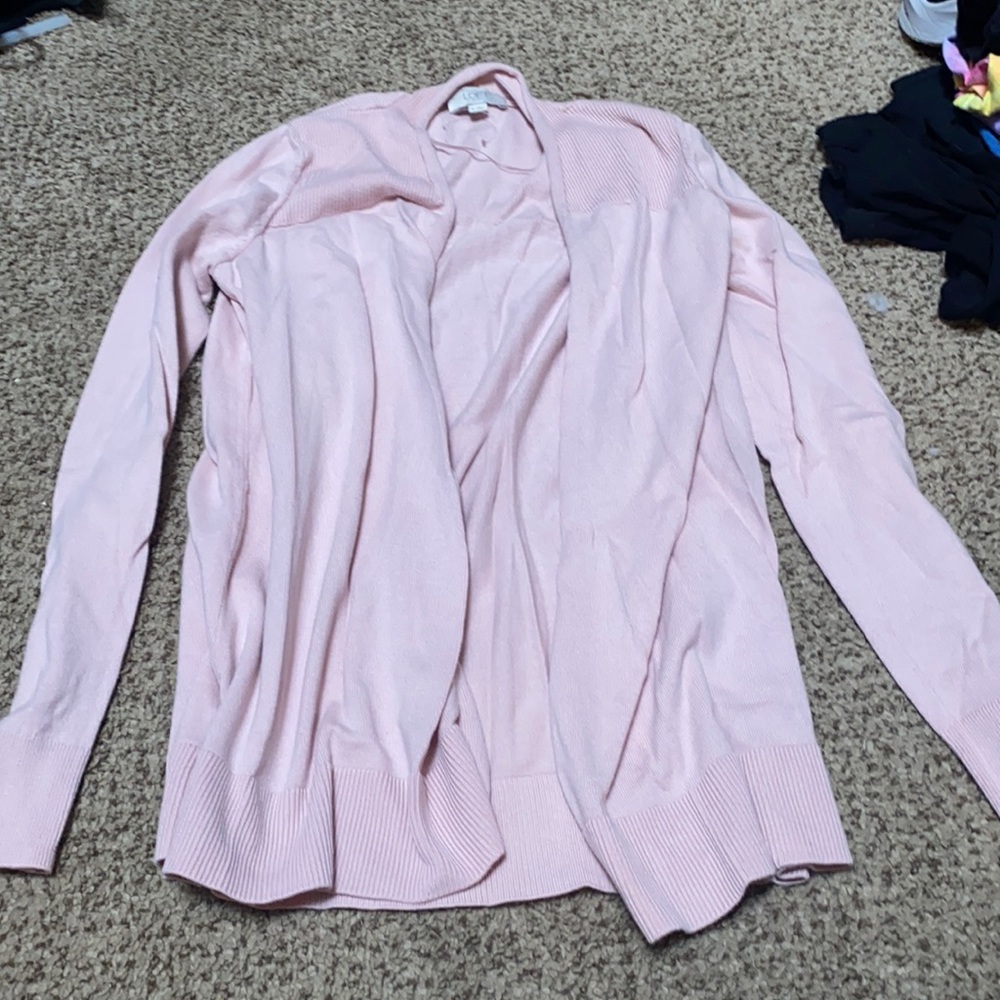 ✨5 for $20✨Like new loft cardigan